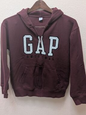 Gap Relaxed Fit Full Zip Unisex Burgundy Youth Hooded Jacket W/ Logo. Size Large